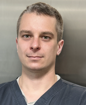 okrągły obraz prowadzącego